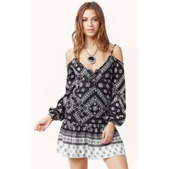 Auguste the Label Nomad Off The Shoulder Dress - Picture 1 of 8